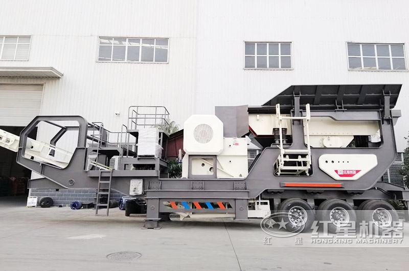 移動(dòng)車載碎石機(jī)圖片、配鄂破機(jī)