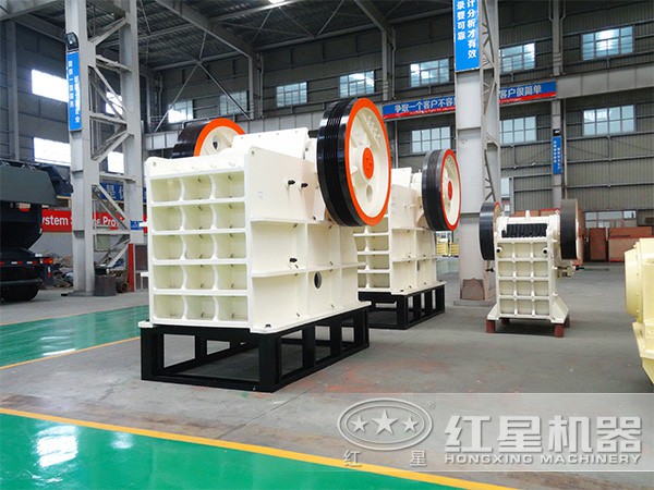 69石頭顎破機廠家，提供現(xiàn)貨，可到場考察