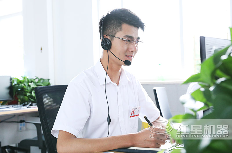 24小時(shí)客服接待，隨時(shí)待命解決用戶疑惑