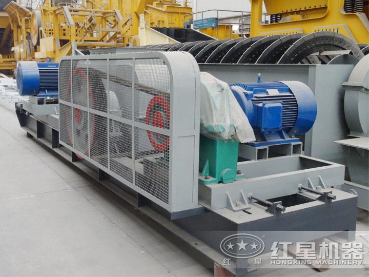 對輥式破碎機(jī)電機(jī)功率45*2KW，處理能力20-40t/h