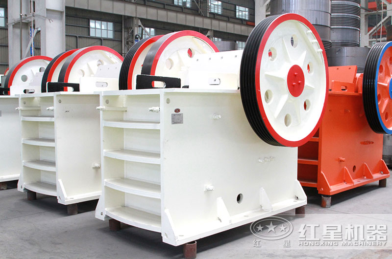 顎式破碎機(jī)-進(jìn)料口大、破碎比大