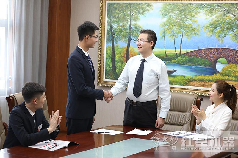 客戶來廠實地考察，簽訂合同 